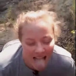 Брызги спермы прямо ей в лицо